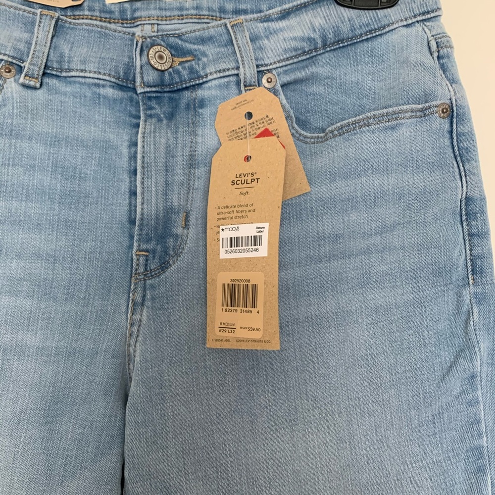 Levi’s Mid Rise Classic Bootcut Jeans - Picture 3 of 13